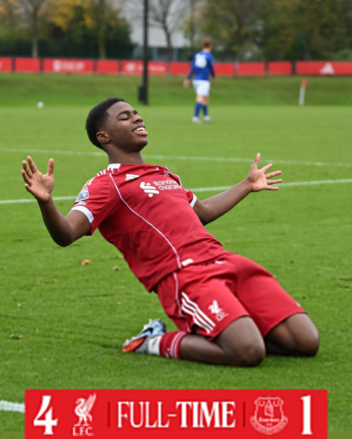 利物浦青训球员表现出色,赢得瞩目